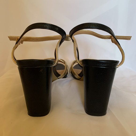 Medium heel Sandals by Poti Pati (Size EU 40 or US 8.5) - Picture 3 of 5